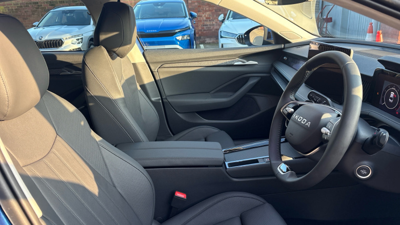 Skoda Superb 1.5 TSI e-TEC SE L 5dr DSG Petrol Hatchback